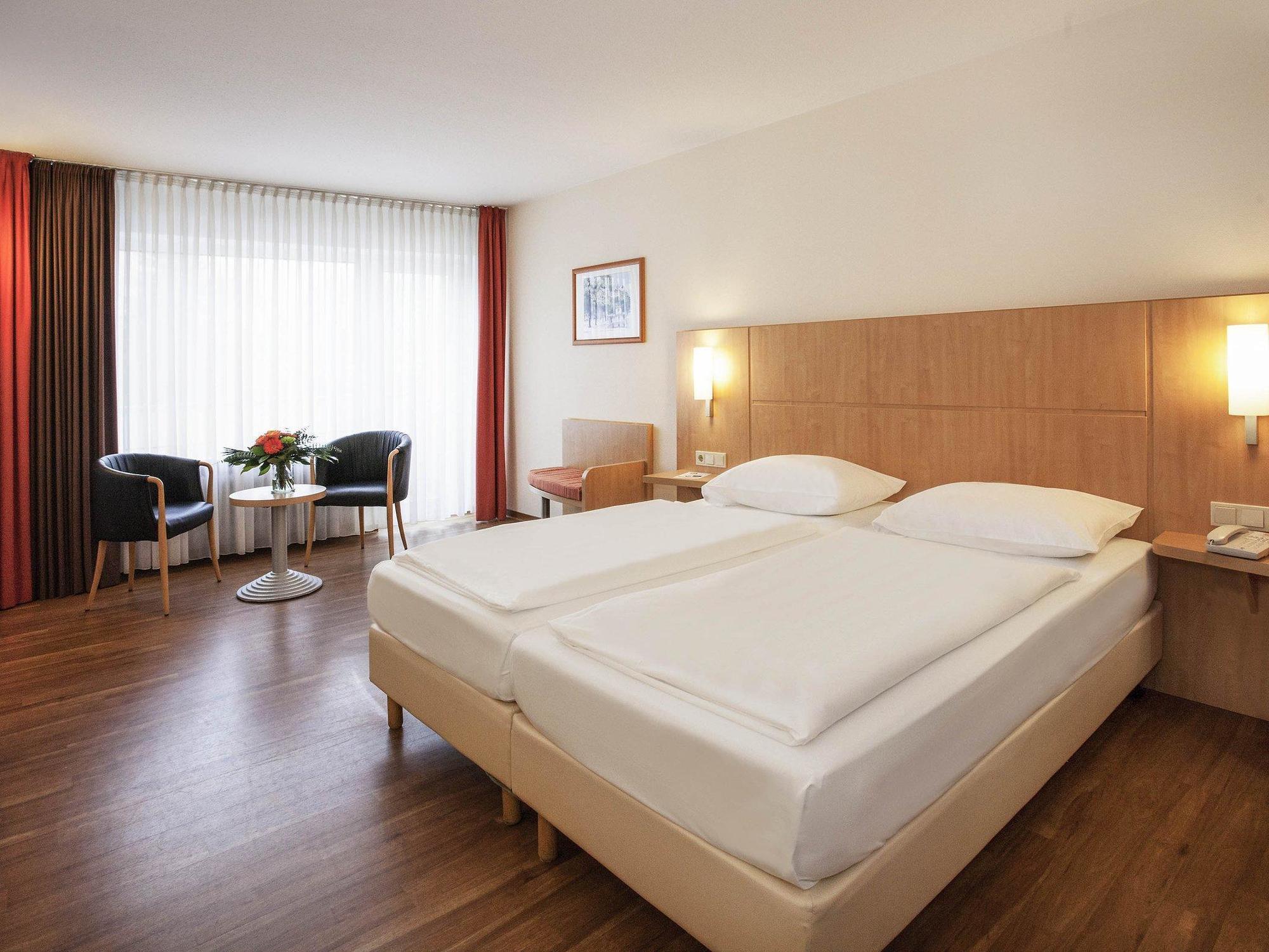 Saar City Hotel ซาร์บรึคเคน ภายนอก รูปภาพ