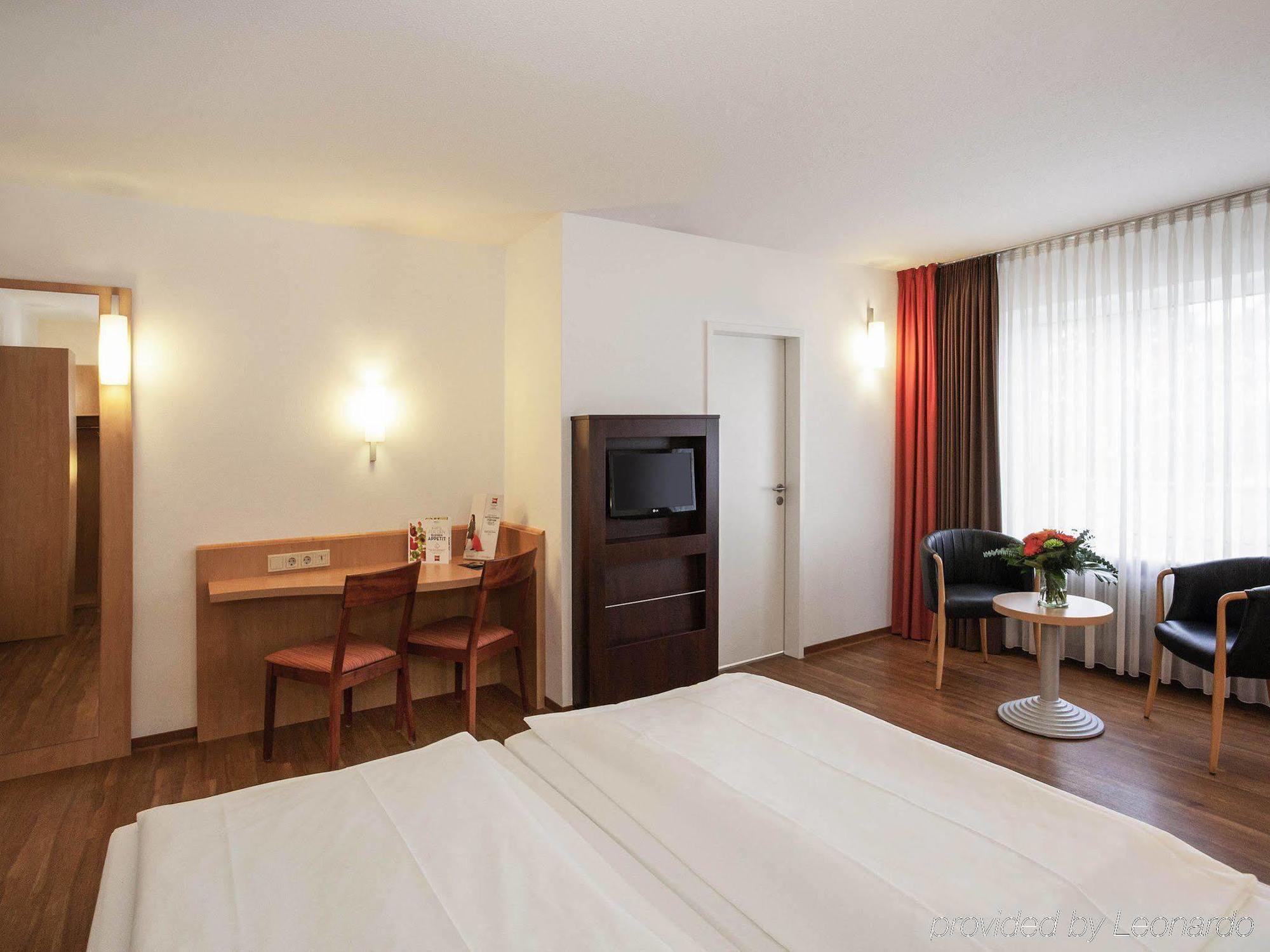 Saar City Hotel ซาร์บรึคเคน ภายนอก รูปภาพ